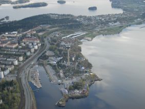 Särkänniemi ja Mustanlahden 
  satama