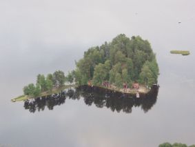 Lehtisaari Tuomiojärvessä