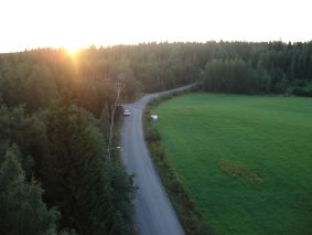 Aurinko on laskemassa
