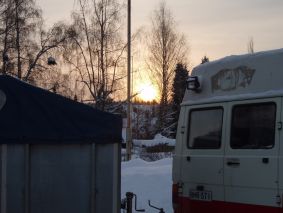 Aurinko näyttäytyy!