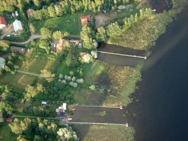 Pitkät laiturit