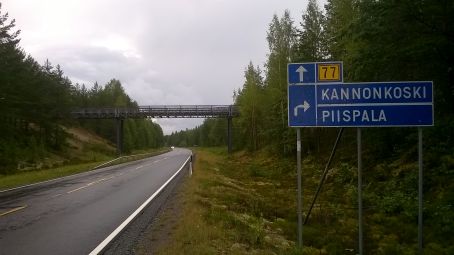 Opastus päätieltä